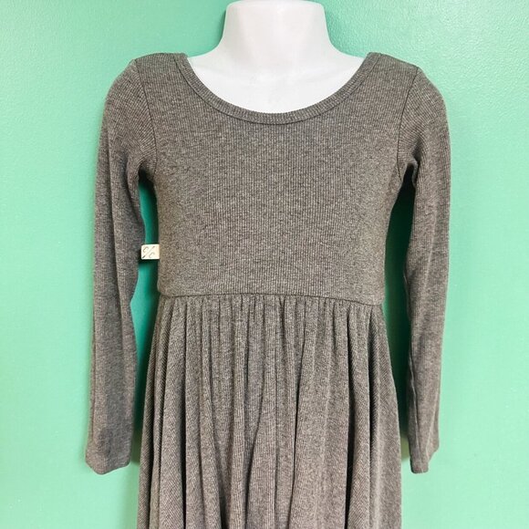 Childhoods Clothing Gray Long Sleeve Swing Dress Size 6/7 - Picture 5 of 9